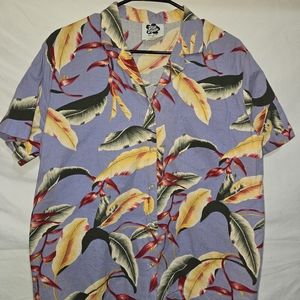 Hilo Hattie Hawaiian Shirt Men’s Medium
